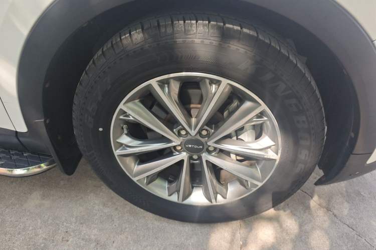 Used JETOUR X70 2018 1.5T Automatic YueXing Edition Right Front Wheel Hub
