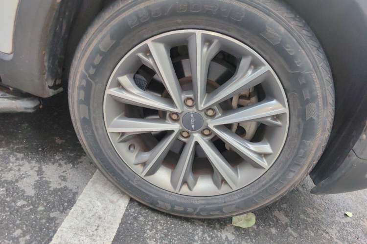 Used JETOUR X70 2018 1.5T Manual Enjoyment Edition Right Front Wheel Hub