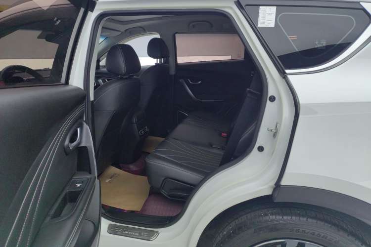 Used JETOUR X70 2018 1.5T Automatic Luxury Edition Right Rear Seat