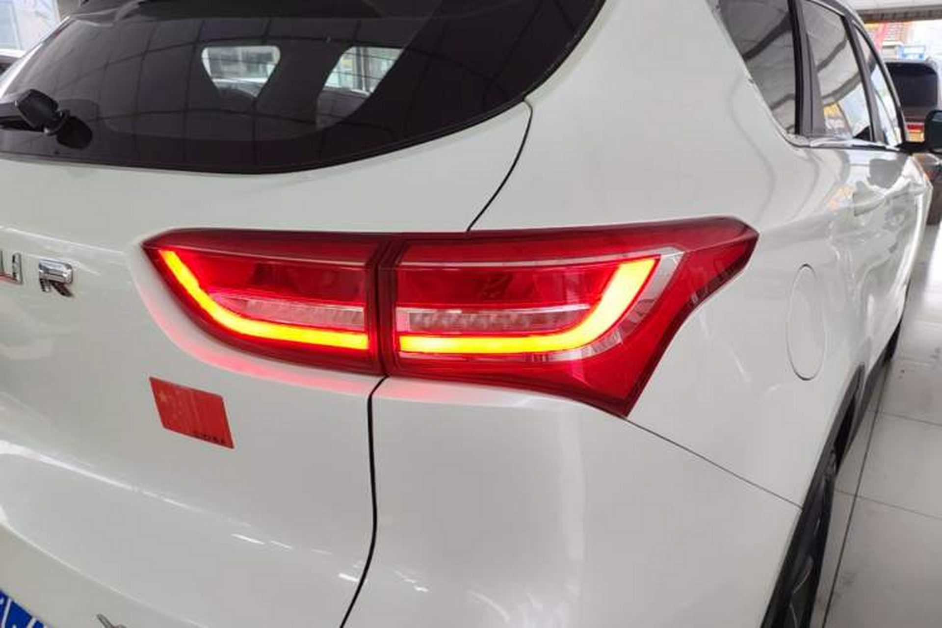 Used JETOUR X70 2018 1.5T Automatic YueXing Edition Right Rear Taillight