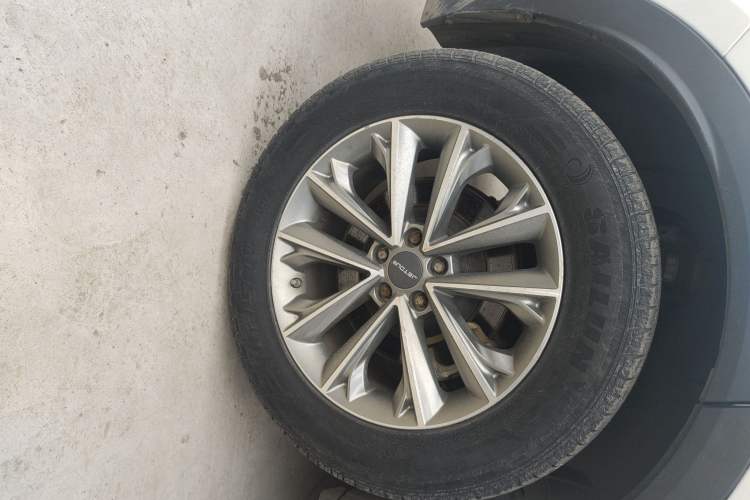 Used JETOUR X70 2018 1.5T Automatic YueXing Edition Right Rear Wheel Hub