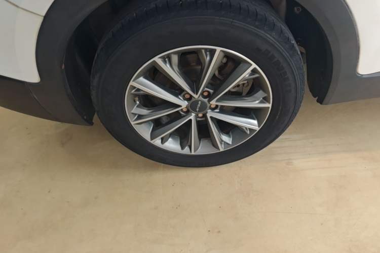 Used JETOUR X70 2018 1.5T Automatic YueXing Edition Right Rear Wheel Hub