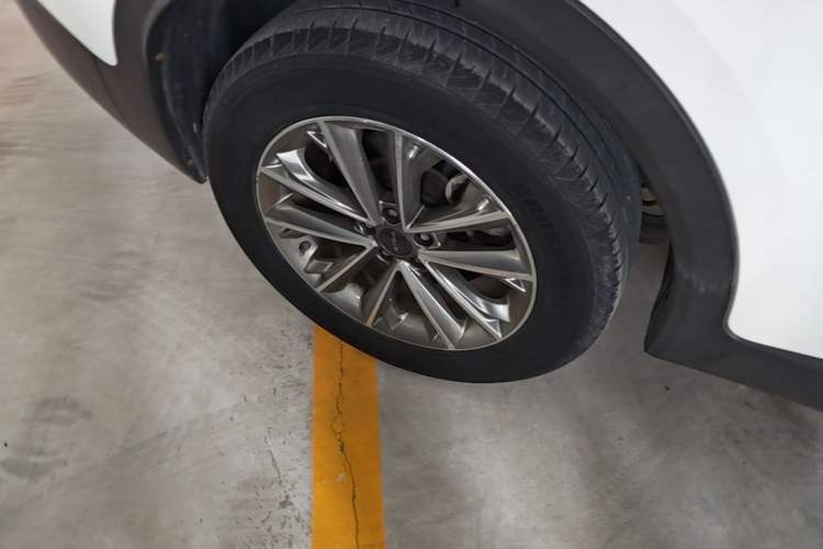 Used JETOUR X70 2018 1.5T Manual Enjoyment Edition Right Rear Wheel Hub