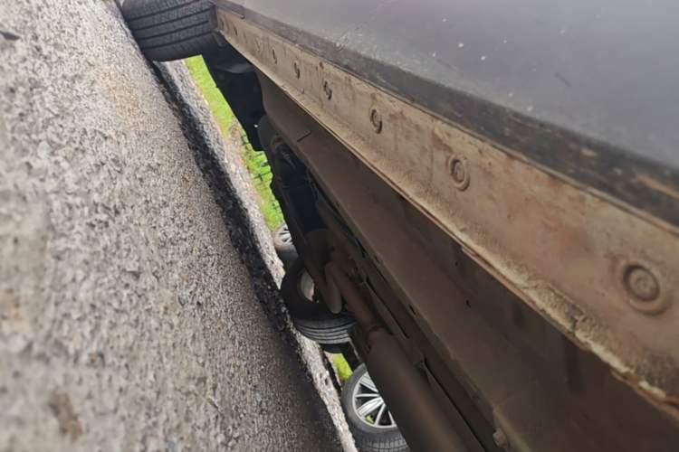 Used JETOUR X70 2018 1.5T Automatic YueXing Edition Right Side Sill