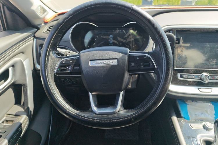 Used JETOUR X70 2018 1.5T Automatic YueXing Edition Steering Wheel