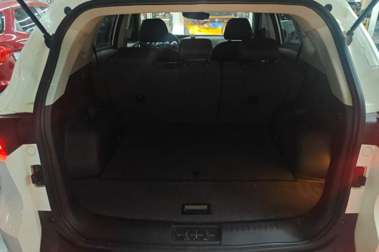 Used JETOUR X70 2018 1.5T Manual Jingxing Edition Trunk