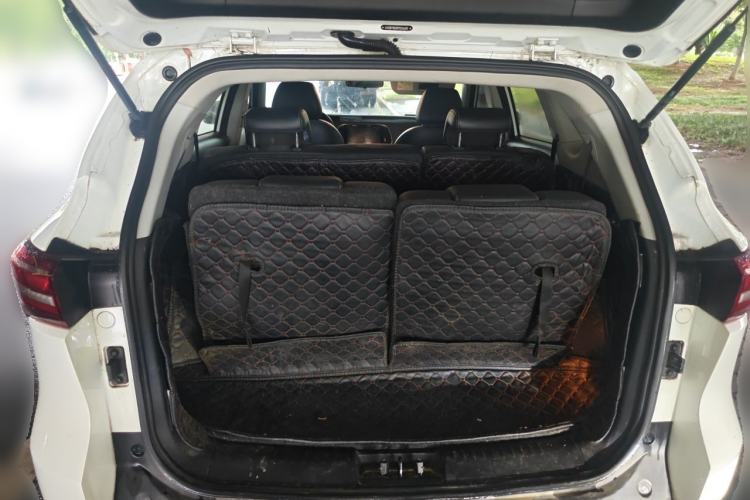 Used JETOUR X70 2018 1.5T Manual Enjoyment Edition Trunk