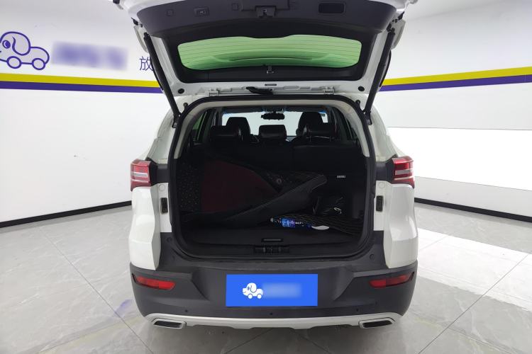 Used JETOUR X70 2018 1.5T Automatic Smart Drive Edition Trunk