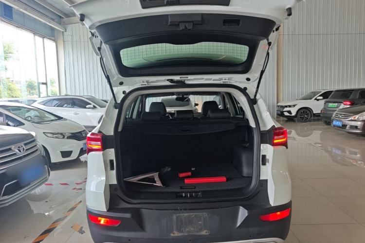 Used JETOUR X70 2018 1.5T Automatic YueXing Edition Trunk
