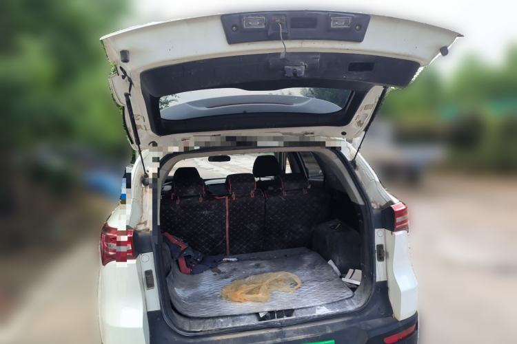Used JETOUR X70 2018 1.5T Automatic Comfort Edition Trunk