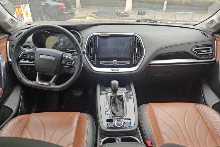 Used JETOUR X70 2018 1.5T Automatic Luxury Edition Audio And AC Panel
