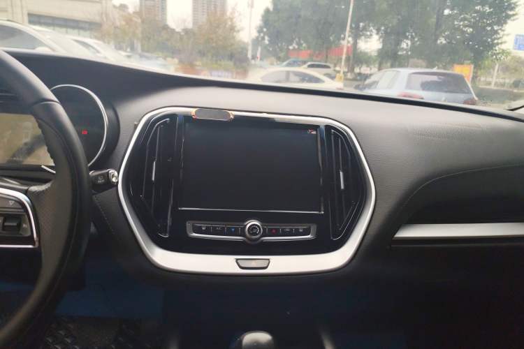 Used JETOUR X70 2018 1.5T Automatic Smart Drive Edition Audio And AC Panel