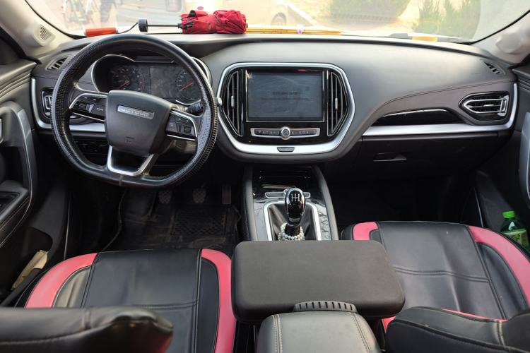 Used JETOUR X70 2018 1.5T Manual Jingxing Edition Center Console