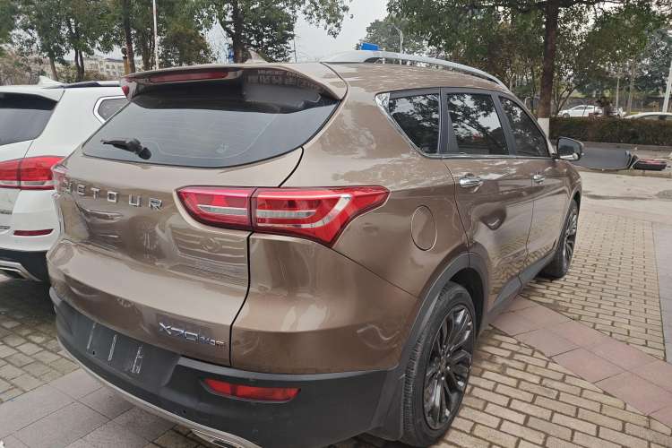 Used JETOUR X70 2018 1.5T Automatic Luxury Edition Exterior 3