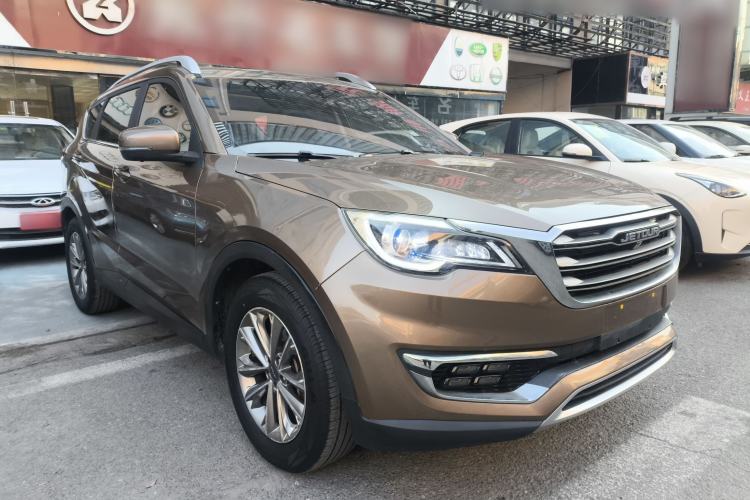 Used JETOUR X70 2018 1.5T Manual Enjoyment Edition Front Right 45 Deg