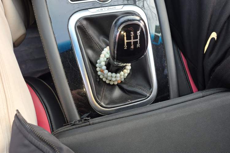 Used JETOUR X70 2018 1.5T Manual Jingxing Edition Gear Lever