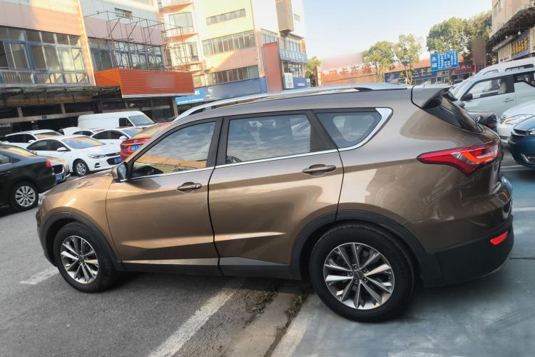 Used JETOUR X70 2018 1.5T Manual Enjoyment Edition Left Side