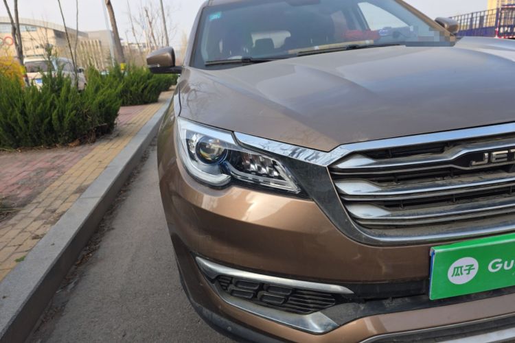 Used JETOUR X70 2018 1.5T Manual Jingxing Edition Right Front Headlight