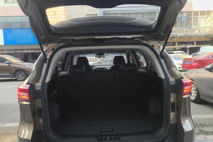Used JETOUR X70 2018 1.5T Manual Enjoyment Edition Trunk