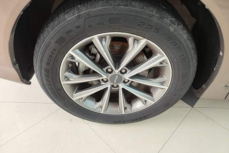 Used JETOUR X70 2019 1.5T DCT Joyride Edition Left Front Wheel Hub
