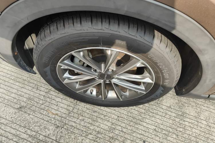 Used JETOUR X70 2019 1.5T DCT Joyride Edition Left Front Wheel Hub