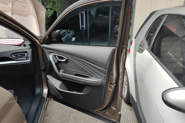 Used JETOUR X70 2019 1.5T DCT Joyride Edition Right Front Door Interior