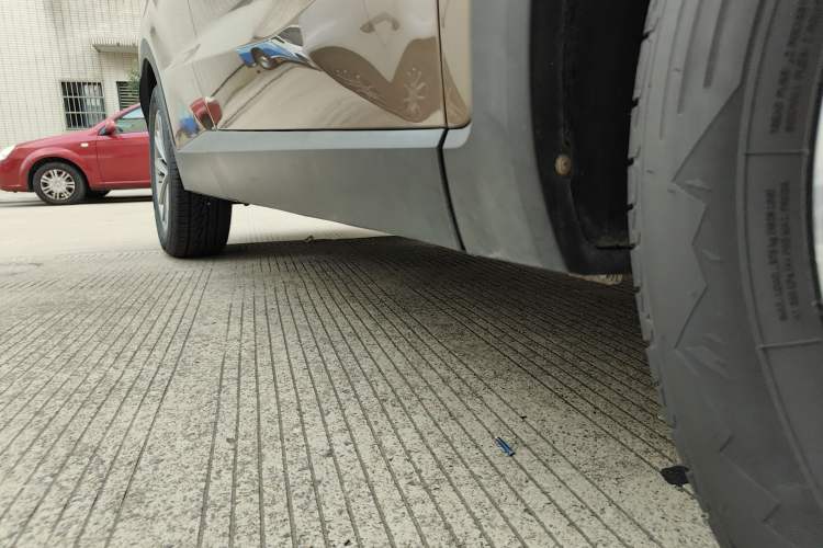 Used JETOUR X70 2019 1.5T DCT Joyride Edition Right Side Sill