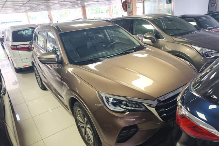 Used JETOUR X70 2019 1.5T DCT Jingxing Edition Front Right 45 Deg