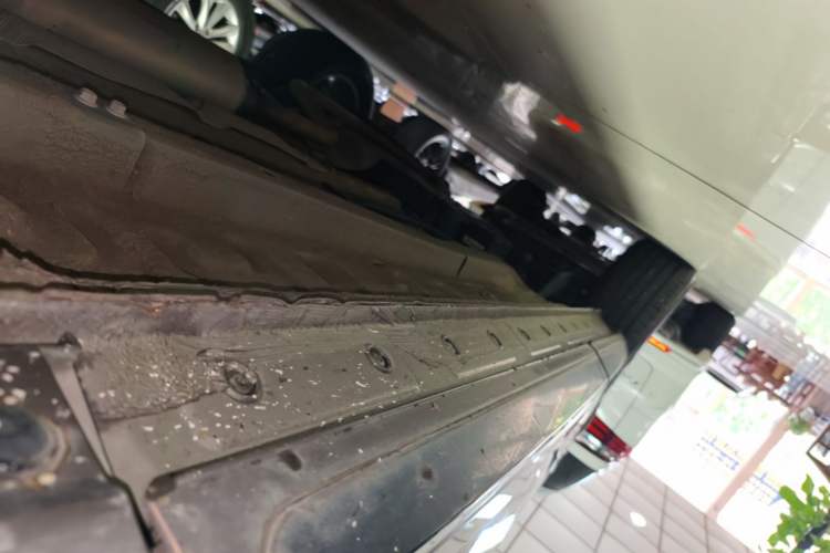 Used JETOUR X70 2019 1.5T DCT Jingxing Edition Right Side Sill