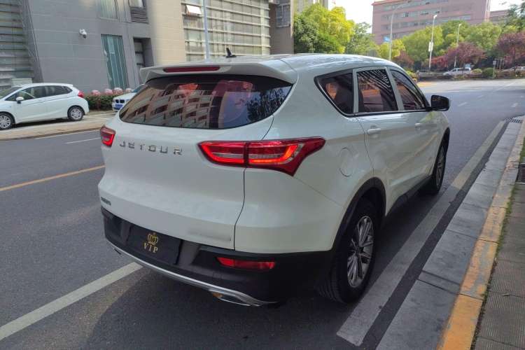 Used JETOUR X70 2019 1.5T DCT Jingxing Edition Exterior 3