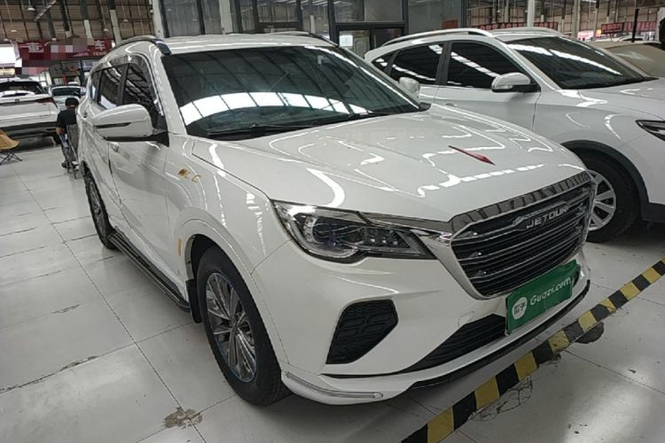Used JETOUR X70 2019 1.5T DCT Jingxing Edition Front Right 45 Deg