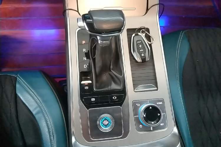 Used JETOUR X70 2019 1.5T DCT Jingxing Edition Gear Lever