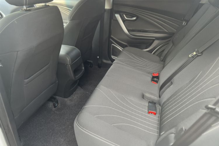 Used JETOUR X70 2019 1.5T DCT Jingxing Edition Interior 3