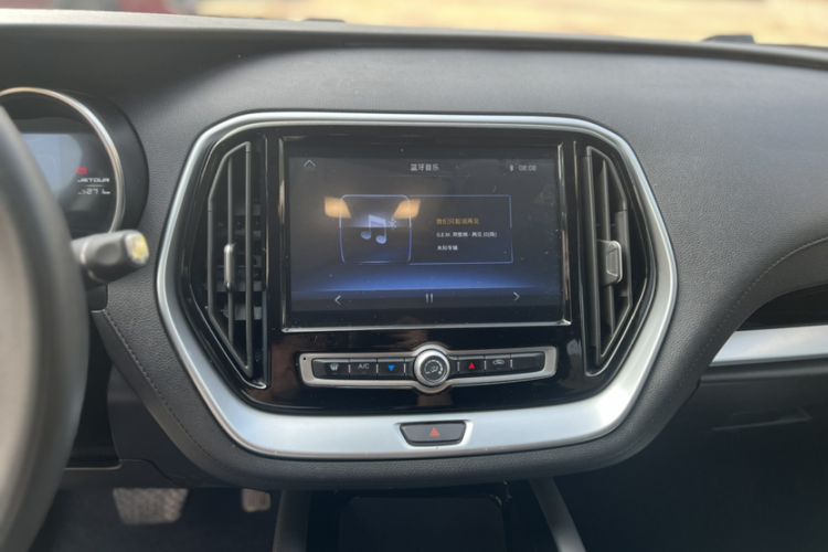 Used JETOUR X70 2019 1.5T DCT Jingxing Edition Interior 5