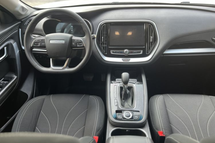 Used JETOUR X70 2019 1.5T DCT Jingxing Edition Interior 8