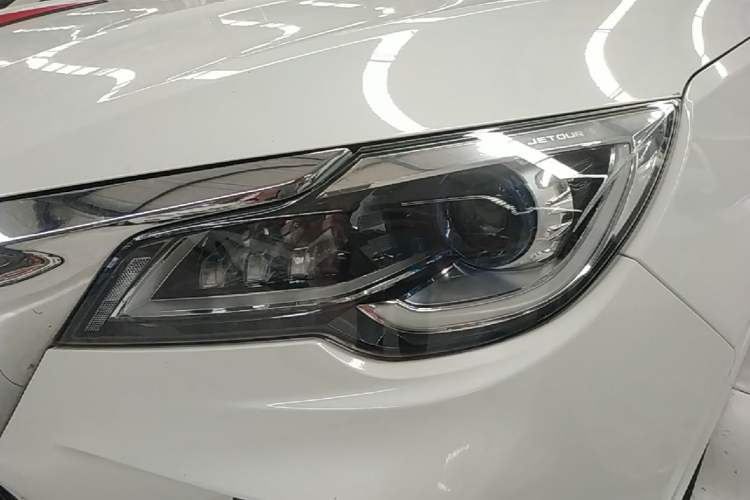 Used JETOUR X70 2019 1.5T DCT Jingxing Edition Left Front Headlight