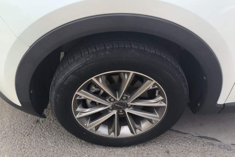 Used JETOUR X70 2019 1.5T DCT Joyride Edition Left Front Wheel Hub
