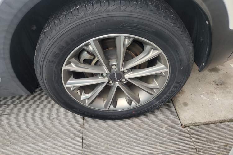 Used JETOUR X70 2019 1.5T DCT Joyride Edition Left Rear Wheel Hub