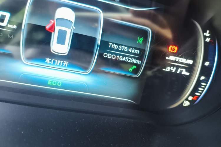 Used JETOUR X70 2019 1.5T DCT Joyride Edition Odometer Close Up