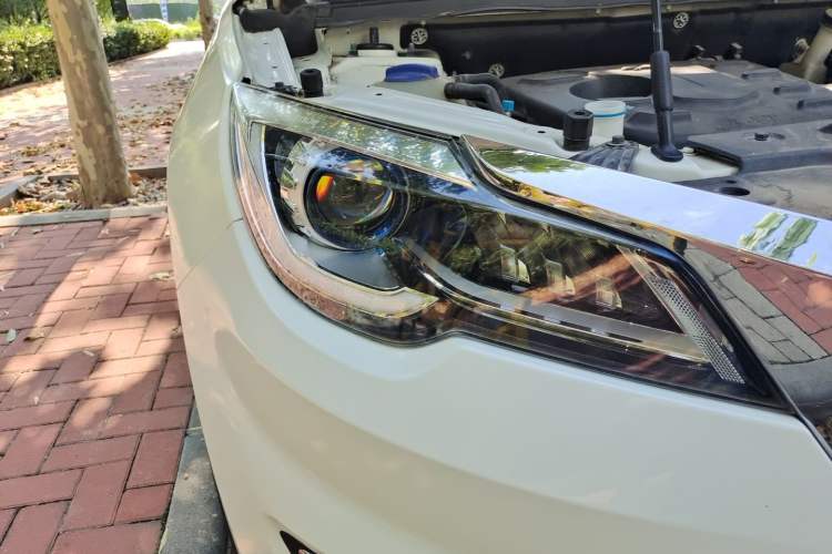 Used JETOUR X70  Right Front Headlight