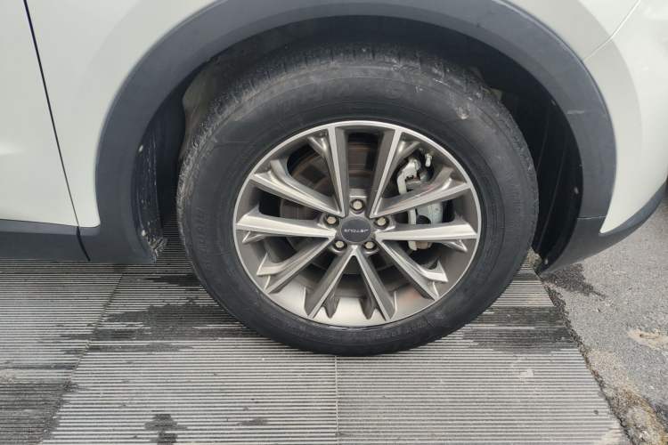 Used JETOUR X70 2019 1.5T DCT Joyride Edition Right Front Wheel Hub