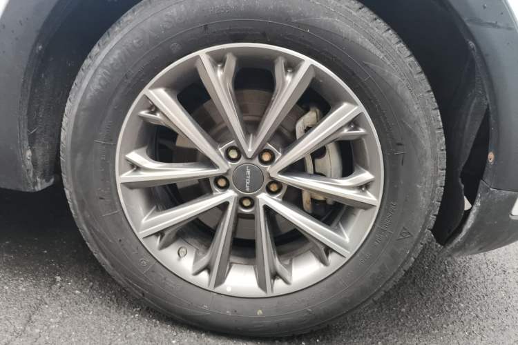 Used JETOUR X70 2019 1.5T DCT Joyride Edition Right Front Wheel Hub