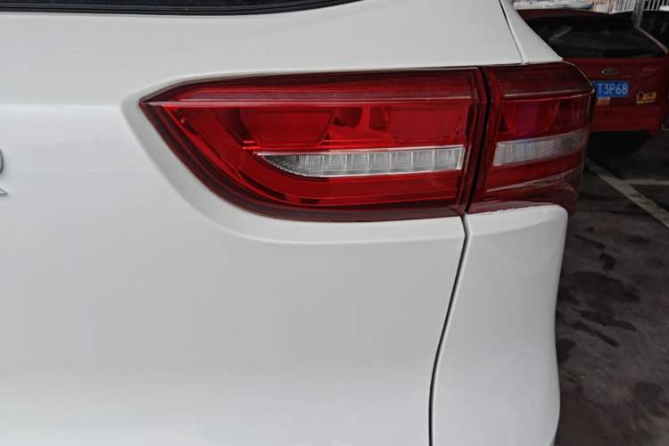 Used JETOUR X70 2019 1.5T DCT Jingxing Edition Right Rear Taillight