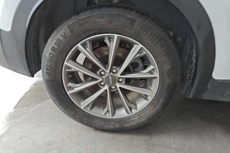 Used JETOUR X70 2019 1.5T DCT Jingxing Edition Right Rear Wheel Hub