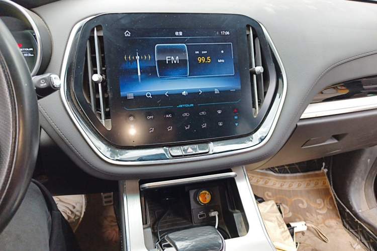 Used JETOUR X70 2019 1.5T DCT Joyride Edition Audio And AC Panel