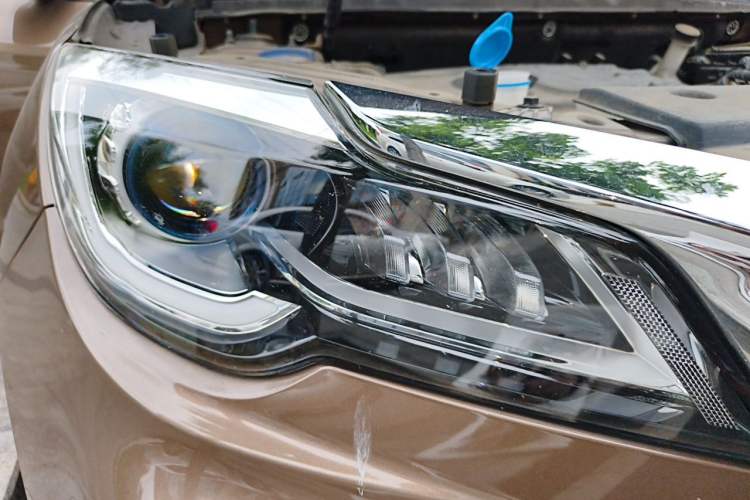 Used JETOUR X70 2019 1.5T DCT Joyride Edition Right Front Headlight