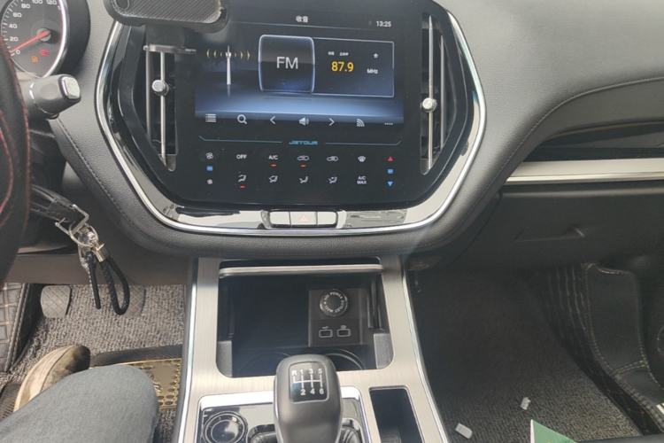 Used JETOUR X70 2020 1.5T Manual Comfort Edition 5 Seats Audio And AC Panel
