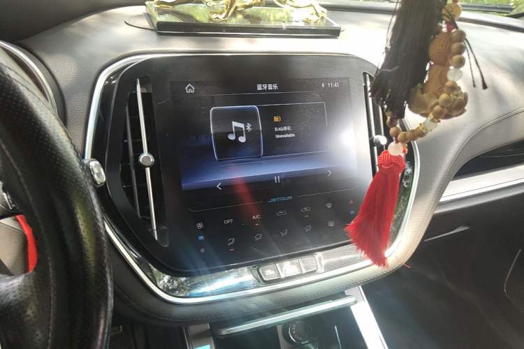 Used JETOUR X70 2020 1.5T Manual EnjoyDrive Edition 5 Seats Audio And AC Panel