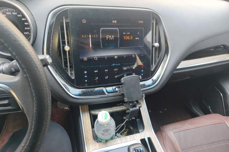 Used JETOUR X70 2020 1.5T Manual Comfort Edition 5 Seats Audio And AC Panel