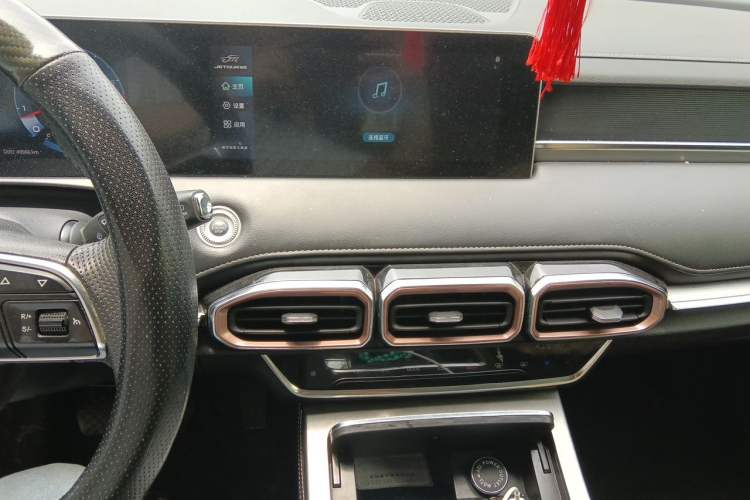 Used JETOUR X70 2020 1.5T Manual Enjoyment Edition 7-Seater Audio And AC Panel